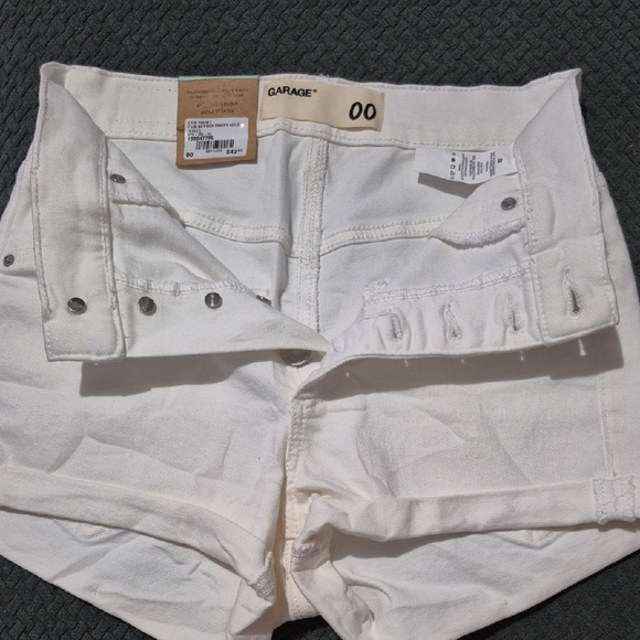 Garage High Rise Short - Picture 3 of 9